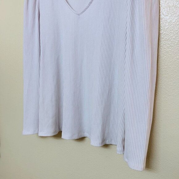 3/$35 Inc Plus Size Ribbed-Knit Puff-Sleeve Top Size 2X White Stretch Fitted - Picture 4 of 12